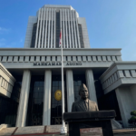 Wacana Pilkada Lewat DPRD Resmi Terkubur, MK Ketok Palu Kepala Daerah Tetap Dipilih Rakyat! 1782831325185